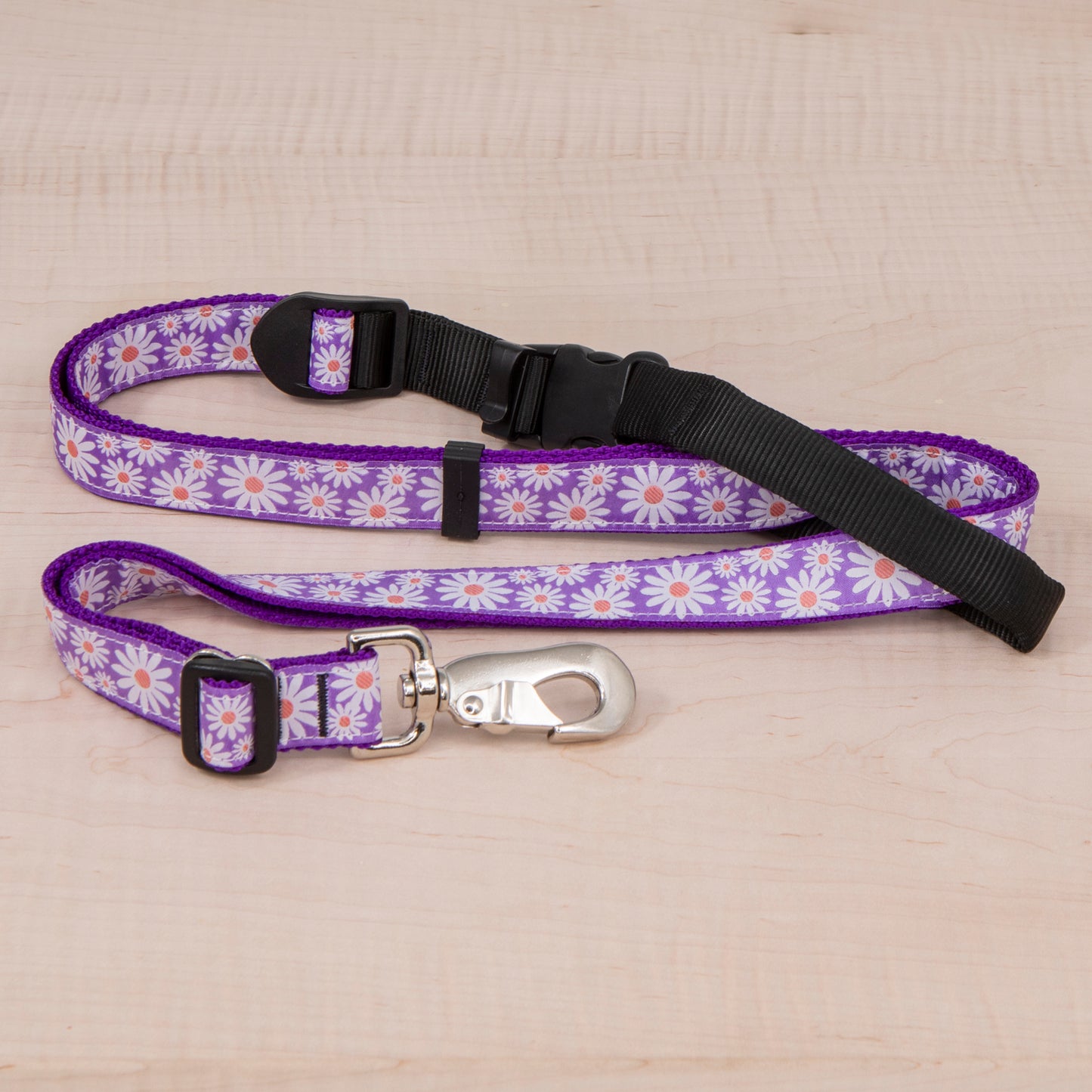 Sports Doggie Leash - Daisy