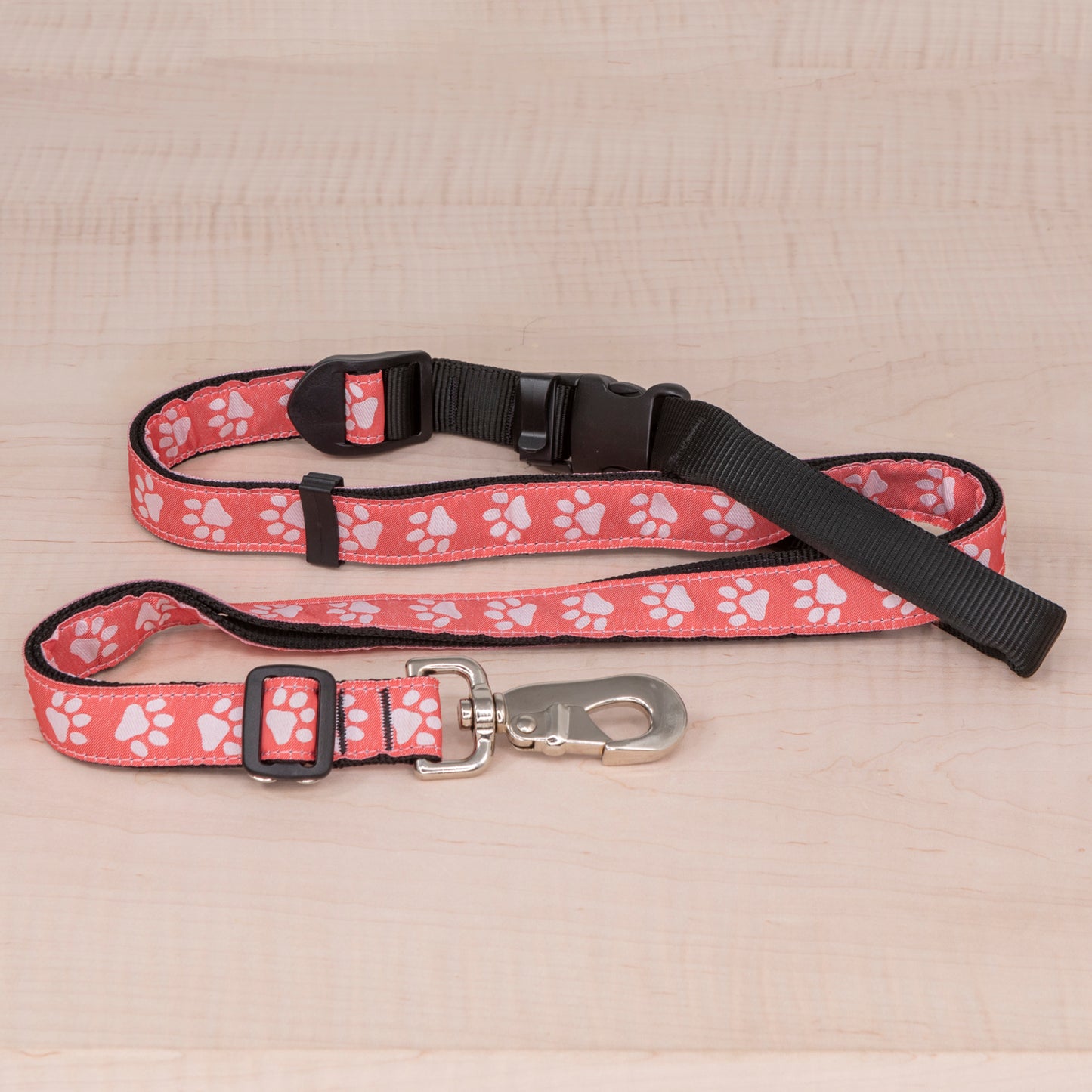 Sports Doggie Leash - Reflective Paws Coral