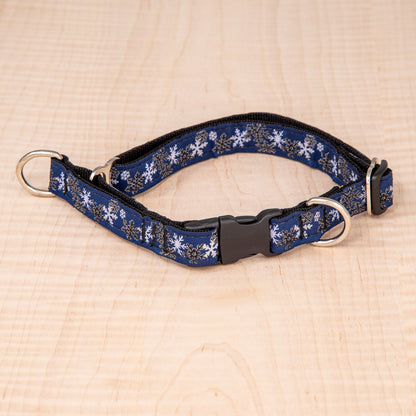 Limited Slip Collar - Snowflakes Blue